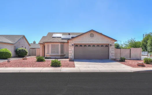 Solar Home with no HOA for sale Casa Grande AZ