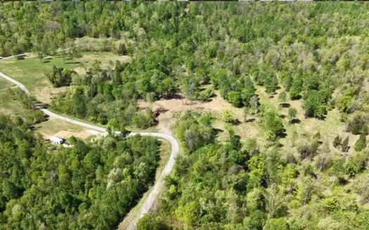 A Rare Kentucky Property: Water, Woods & Wide‑Open Potential