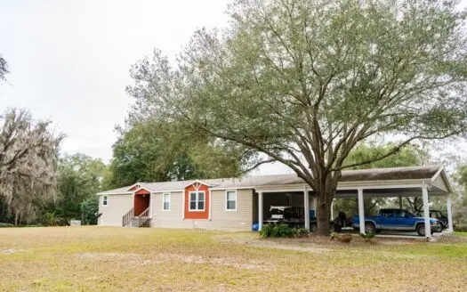 Suwanee River Home with 75 Acres