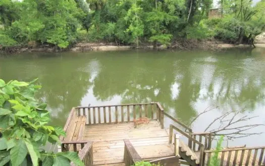 Riverfront Home in Calhoun County