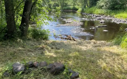 2 Bedroom Cabin W/ River Frontage for Sale – Kettle River Mn