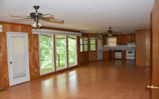 Tn River Waterview Home W/ 7.1 Acres for Sale, Benton Co Tn