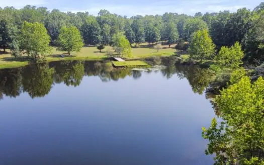 120 Acres with Lake & 2 Homes for Sale in Texas County Mo.