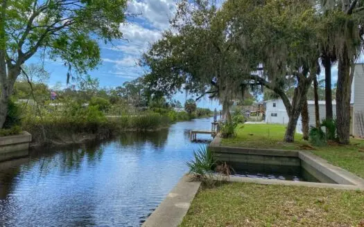 Suwannee Waterfront!