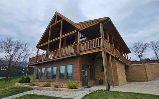 Unionville Missouri waterfront real estate listing photo 1