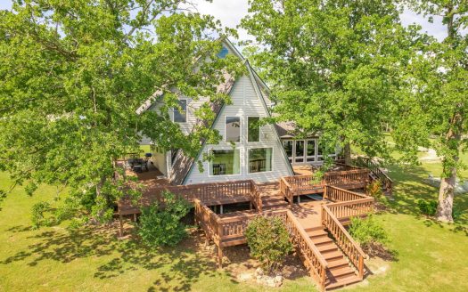 Sallisaw Oklahoma waterfront real estate listing photo 1