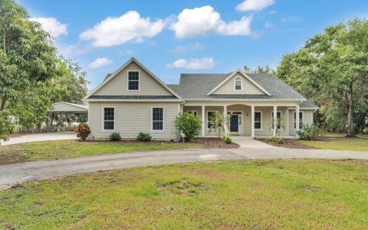 Winter Haven Florida waterfront real estate listing photo 1