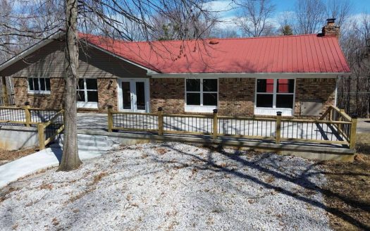 Albany Kentucky waterfront real estate listing photo 1