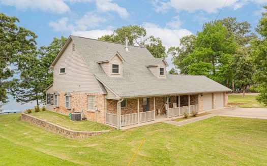 Winnsboro Texas waterfront real estate listing photo 1