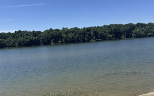Clifton Tennessee riverfront real estate listing photo 1