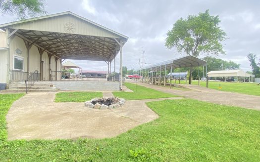 Crump Tennessee riverfront real estate listing photo 1