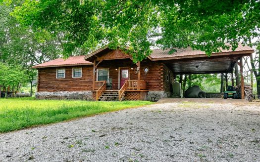 Mountain View Arkansas riverfront real estate listing photo 1