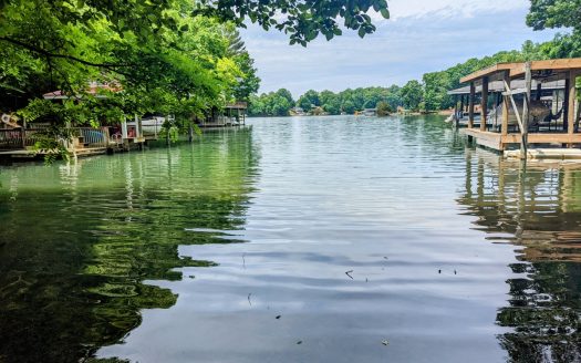 Moneta Virginia waterfront real estate listing photo 1