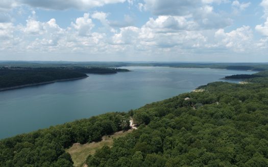 Protem Missouri waterfront real estate listing photo 1