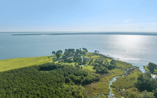 Belhaven North Carolina riverfront real estate listing photo 1