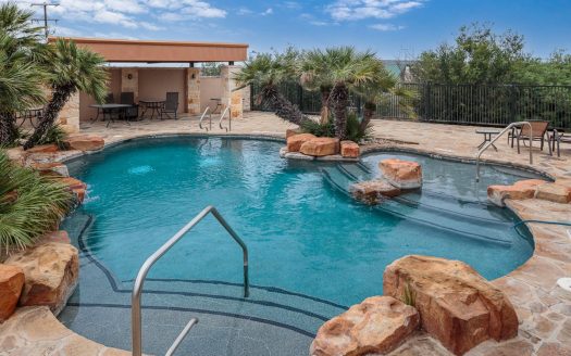 Del Rio Texas riverfront real estate listing photo 1