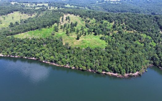 Clarkridge Arkansas waterfront real estate listing photo 1