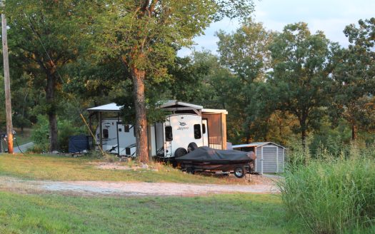 Protem Missouri waterfront real estate listing photo 1