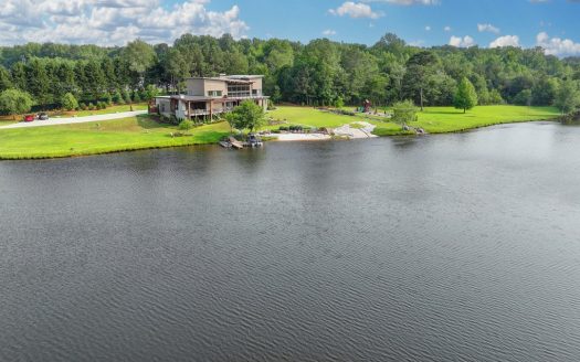 Winder Georgia waterfront real estate listing photo 1