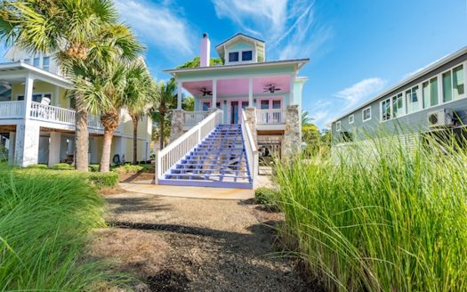 Steinhatchee Florida riverfront real estate listing photo 1