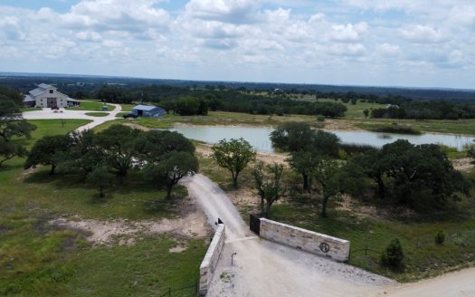 Gatesville Texas riverfront real estate listing photo 1