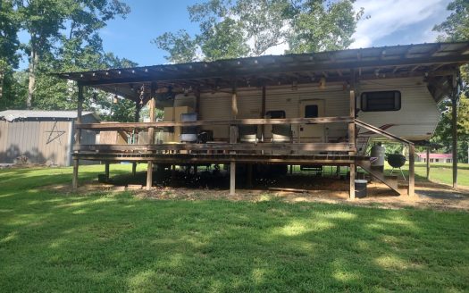 Linden Tennessee riverfront real estate listing photo 1