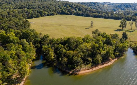 Green Forest Arkansas riverfront real estate listing photo 1