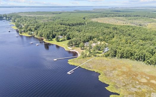 Belhaven North Carolina riverfront real estate listing photo 1