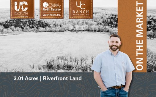 Thayer Missouri riverfront real estate listing photo 1