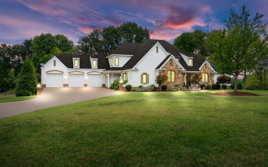 Franklin Tennessee waterfront real estate listing photo 1