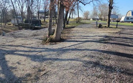 Unionville Missouri waterfront real estate listing photo 1