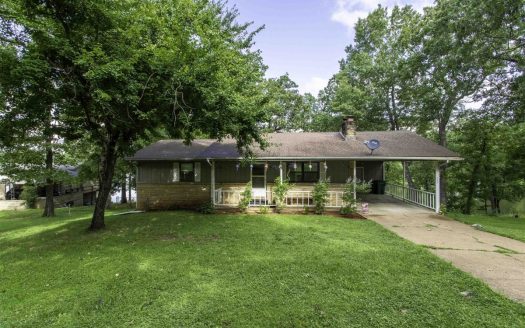 Horseshoe Bend Arkansas waterfront real estate listing photo 1