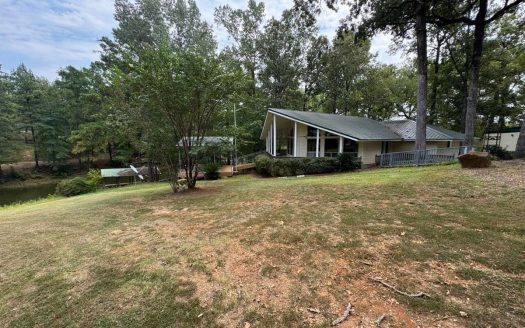 Many Louisiana waterfront real estate listing photo 1