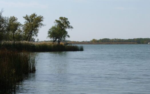Coldwater Kansas waterfront real estate listing photo 1