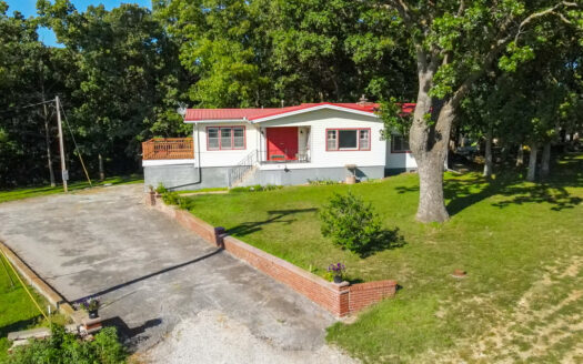 Hermitage Missouri waterfront real estate listing photo 1