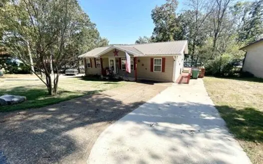 Lakefront home for sale Cherokee Village, AR