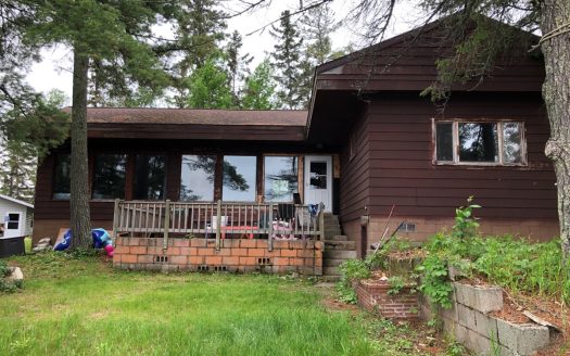 International Falls Minnesota waterfront real estate listing photo 1