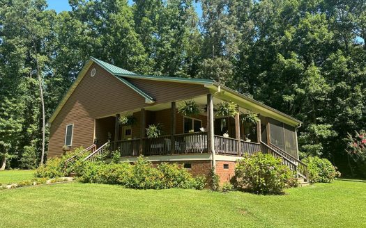 Lawrenceville Virginia waterfront real estate listing photo 1