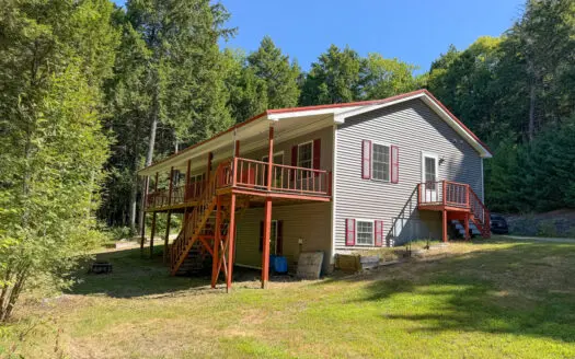 Private Lakefront Home on Cold Stream Pond