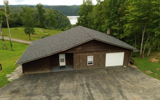 Albany Kentucky waterfront real estate listing photo 1