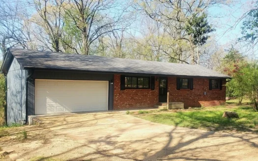 Country Home With Current River Access