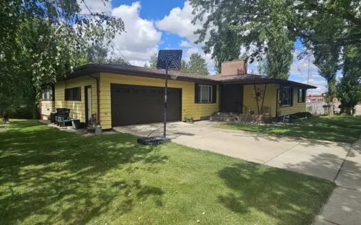 Well-Maintained Home Featuring Yellowstone River Access