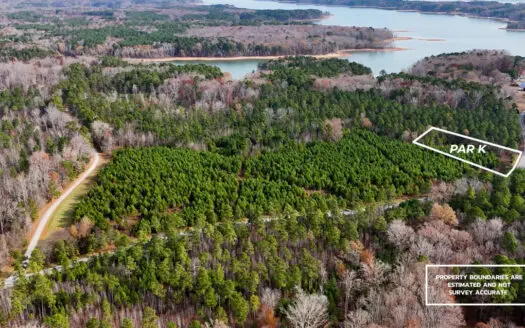 Rare Kerr Lake Shoreline: Your Private Oasis Awaits in NC