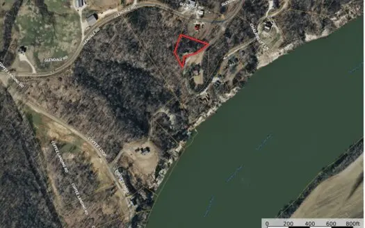 Seasonal River View Home In Town For Sale In Tn