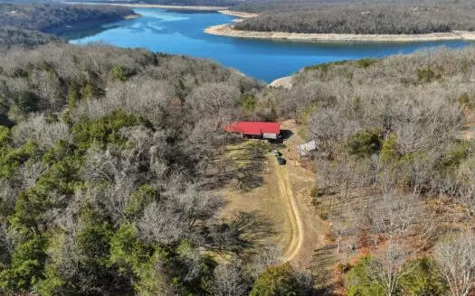 Lake View Home on 7.5 Acres Near Bull Shoals Lake – Pontiac, MO