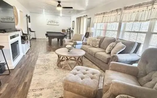 Lakefront Home Cherokee Village, AR for sale