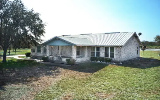 Premier Texas Waterfront Home & Property Opportunity