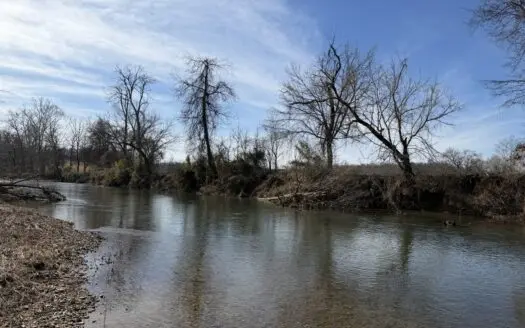 Gorgeous Creekfront Lot For Sale In Savannah, Tn