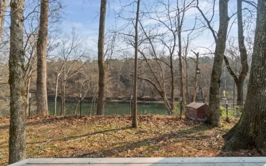 3 bed 2 bath – Little Red River Riverfront Home For Sale
