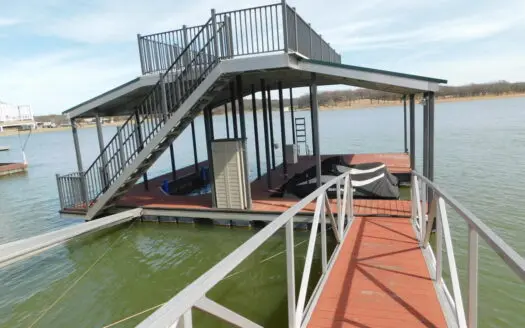 Lake Front Bromonium over looking Beautiful Lake Brownwood